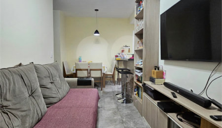 Apartamento à venda com 2 quartos em Vila Anastácio, São Paulo, SP