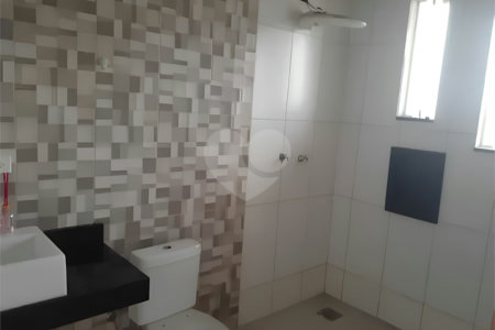 Casa à venda com 3 quartos, sendo 1 suíte, em Jardim das Azaléias, Sorocaba, SP