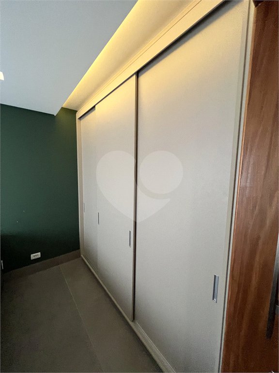Apartamento à venda com 1 quarto em Santo Amaro, São Paulo, SP