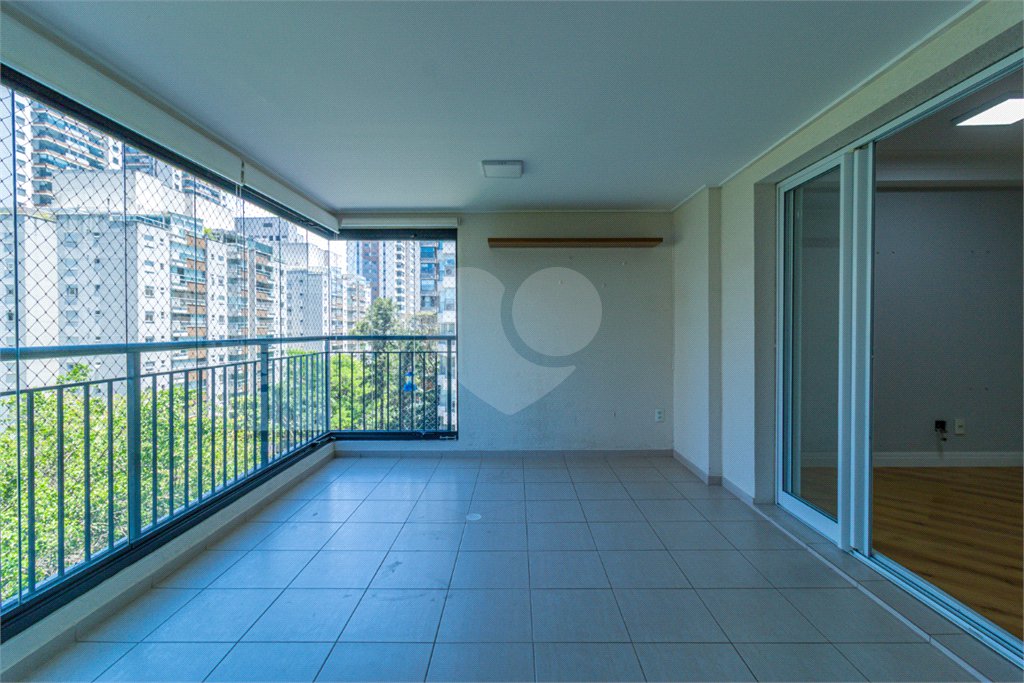 Apartamento à venda com 2 quartos, sendo 1 suíte, em Jardim Prudência, São Paulo, SP