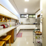 Casa à venda com 4 suítes no condomínio Vila Flora, São Paulo - SP
