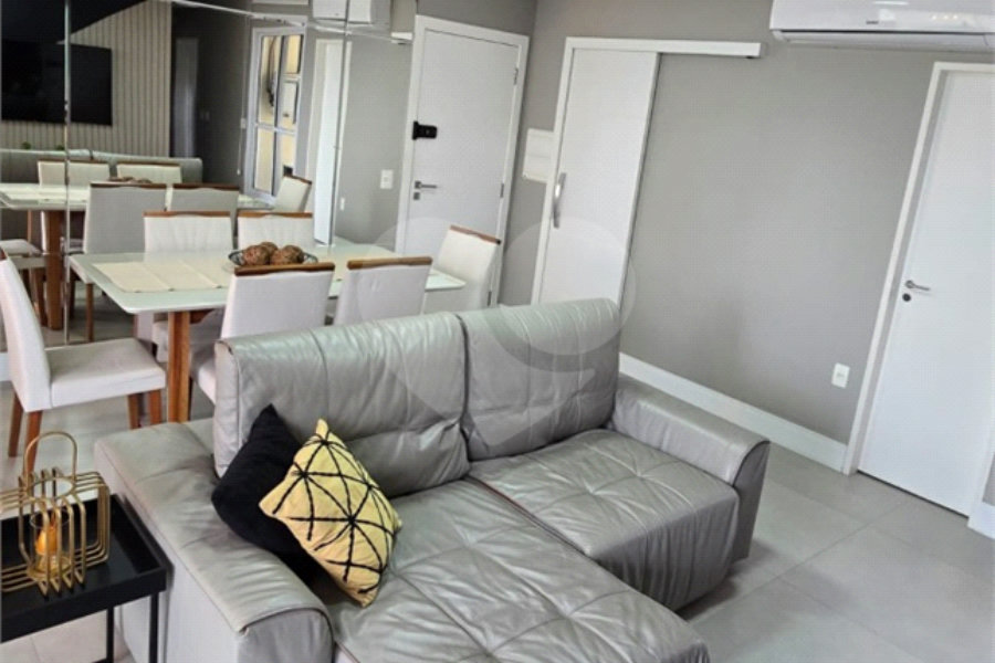 Apartamento à venda com 3 quartos, sendo 1 suíte, em Morumbi, São Paulo, SP