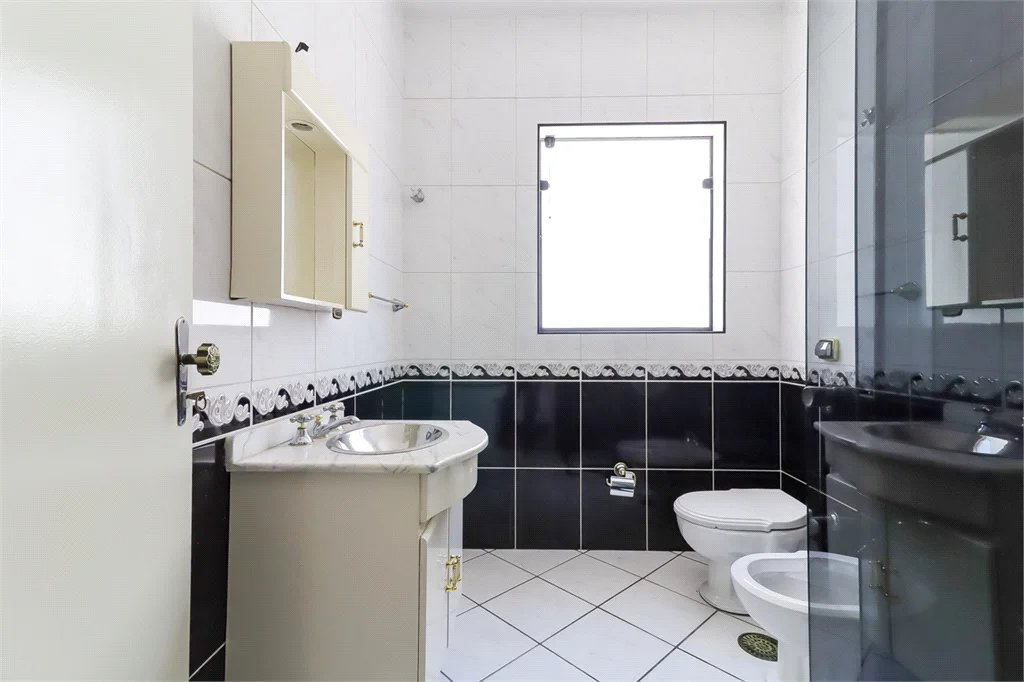 Casa à venda com 3 quartos, sendo 1 suíte, em Brooklin Paulista, São Paulo, SP