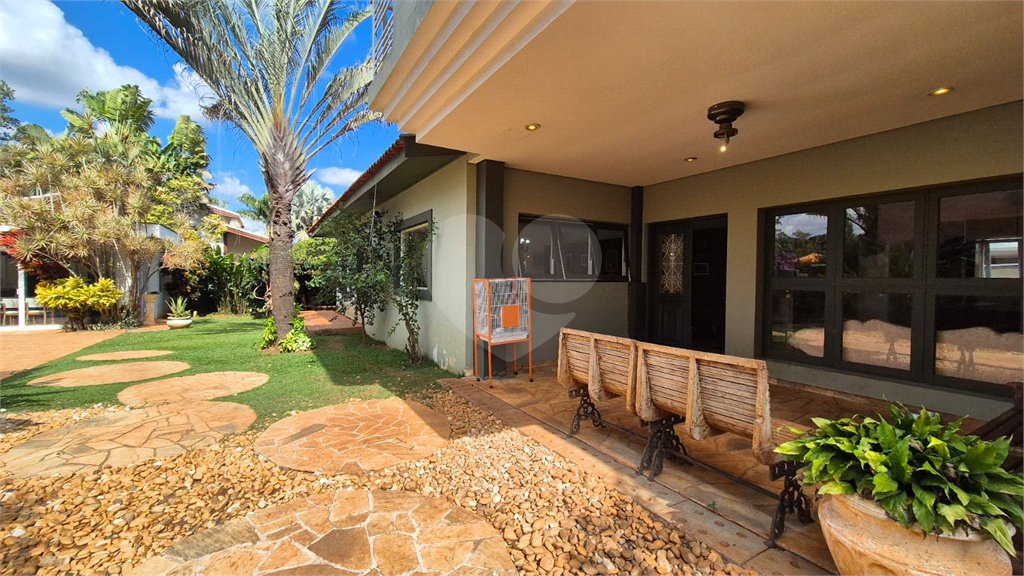 Casa à venda com 4 suítes no condomínio Vivenda do Lago, Sorocaba - SP