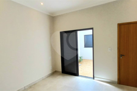 Casa Térrea à venda com 3 suítes em Jardim Valencia, Ribeirão Preto, SP