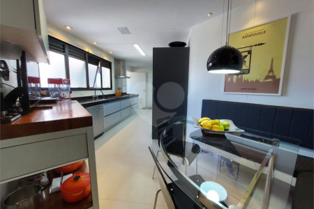 Apartamento à venda ou para alugar com 3 suítes em Perdizes, São Paulo, SP