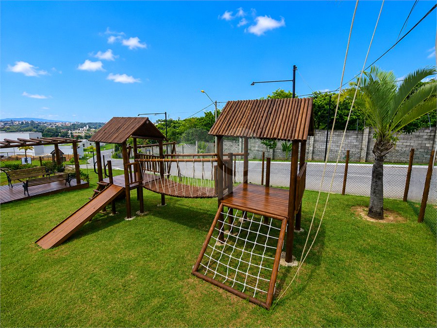 Casa à venda com 3 suítes no condomínio Bougainville, Sorocaba - SP