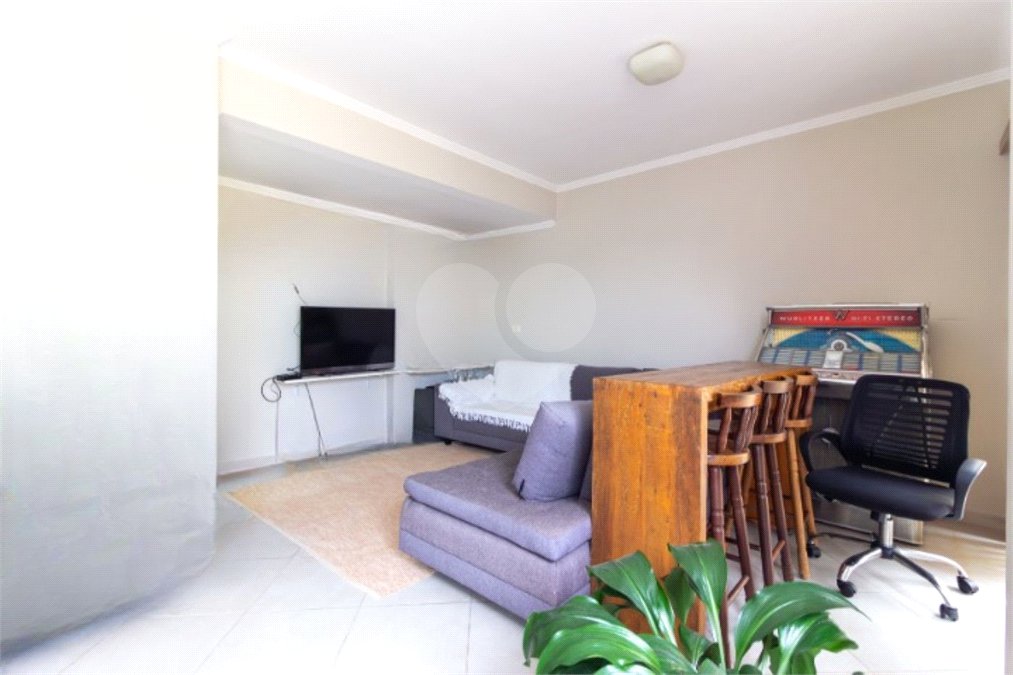 Cobertura à venda com 3 quartos, sendo 1 suíte,  em Pinheiros, São Paulo, SP
