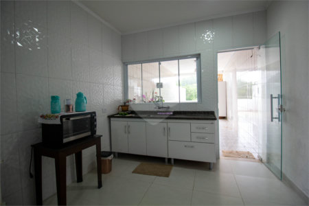 Casa Térrea à venda com 4 quartos, sendo 1 suíte, em Nova Mairinque, Mairinque, SP