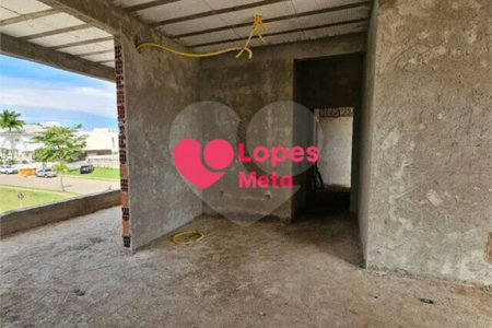 Casa à venda com 5 suítes no condomínio Chácara Serimbura, São José dos Campos - SP