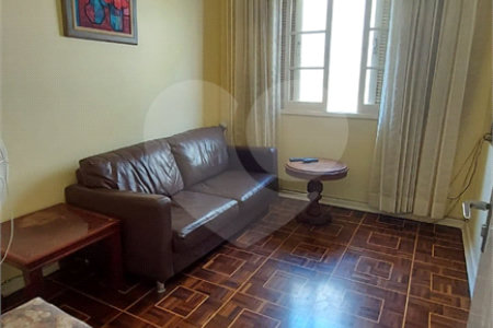 Casa à venda com 4 quartos, sendo 2 suítes, em Jardim São Caetano, São Caetano do Sul, SP