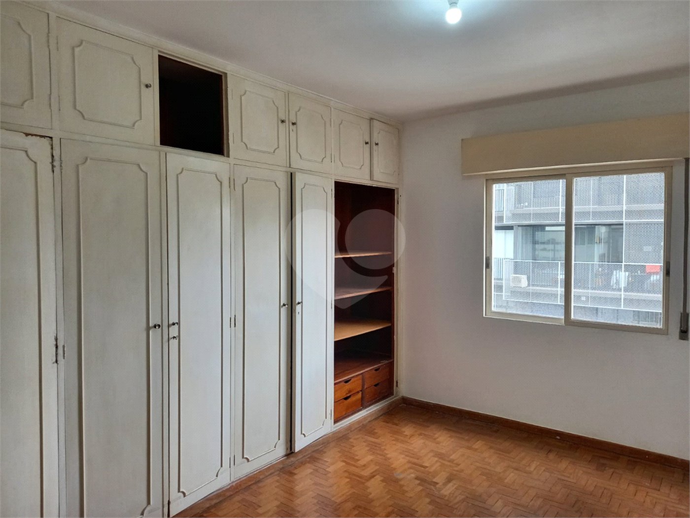 Apartamento à venda com 3 quartos, sendo 1 suíte, em Pinheiros, São Paulo, SP