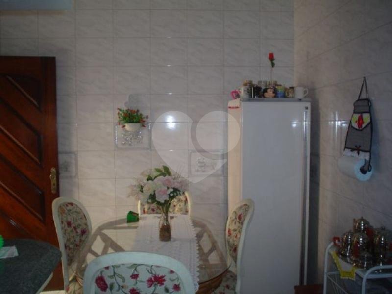 Sobrado à venda com 3 quartos, sendo 1 suíte, em Parada Inglesa, São Paulo, SP