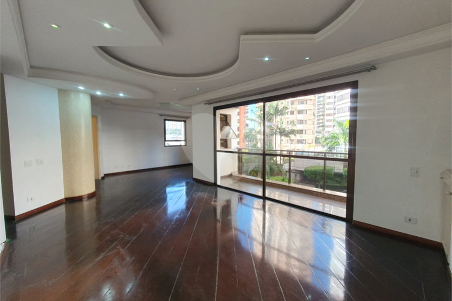 Apartamento à venda com 4 quartos, sendo 2 suítes, em Anália Franco, São Paulo, SP