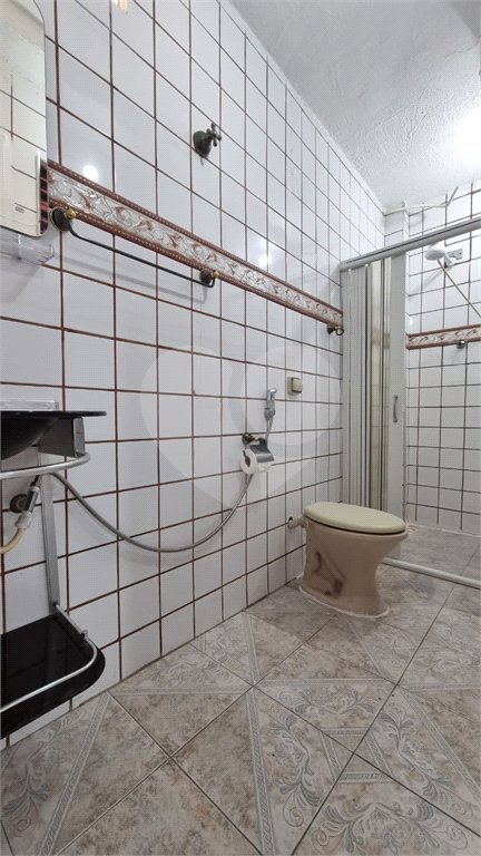Sobrado à venda com 2 quartos em Vila Nivi, São Paulo, SP
