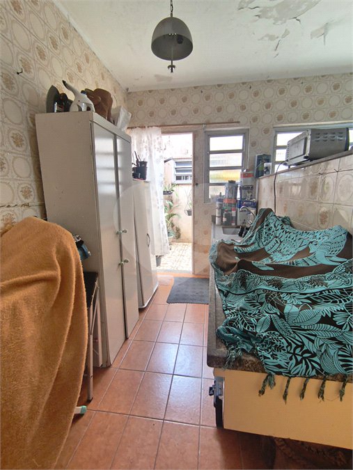 Sobrado à venda com 8 quartos, sendo 2 suítes, em Parada Inglesa, São Paulo, SP