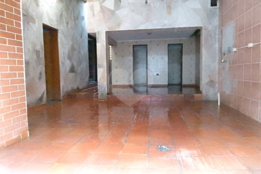 Casa à venda com 2 quartos, sendo 1 suíte, em Parada Inglesa, São Paulo, SP