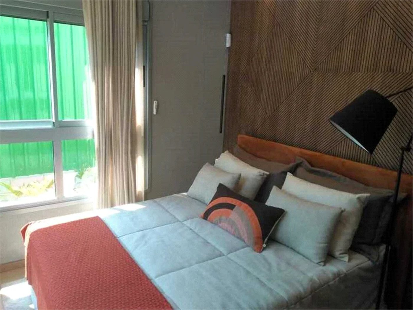 Apartamento à venda com 3 quartos, sendo 1 suíte, em Jardim das Acácias, São Paulo, SP