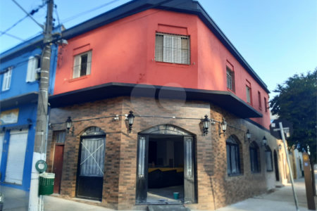 Sobrado à venda ou para alugar com 3 quartos em Ipiranga, São Paulo, SP
