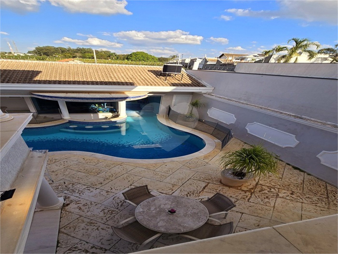 Casa à venda com 4 suítes no condomínio Jardim Residêncial da Villa Suiça, Indaiatuba - SP