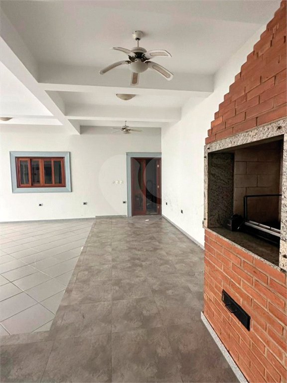 Casa à venda com 5 quartos, sendo 3 suítes, no condomínio Village Terras de Indaiá, Indaiatuba - SP