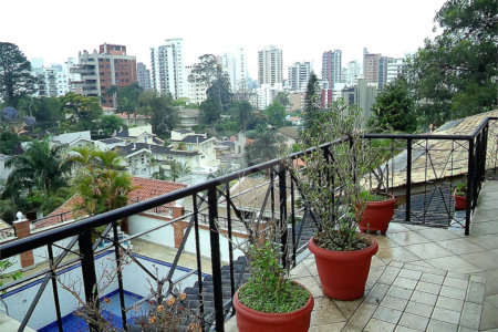 Casa à venda com 4 suítes em Real Parque, São Paulo, SP