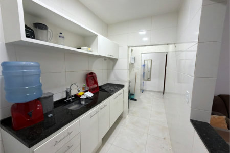 Apartamento à venda com 2 quartos, sendo 1 suíte, em Braga, Cabo Frio, RJ