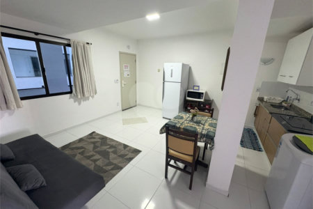Flat à venda com 1 quarto no Centro, Mogi das Cruzes, SP