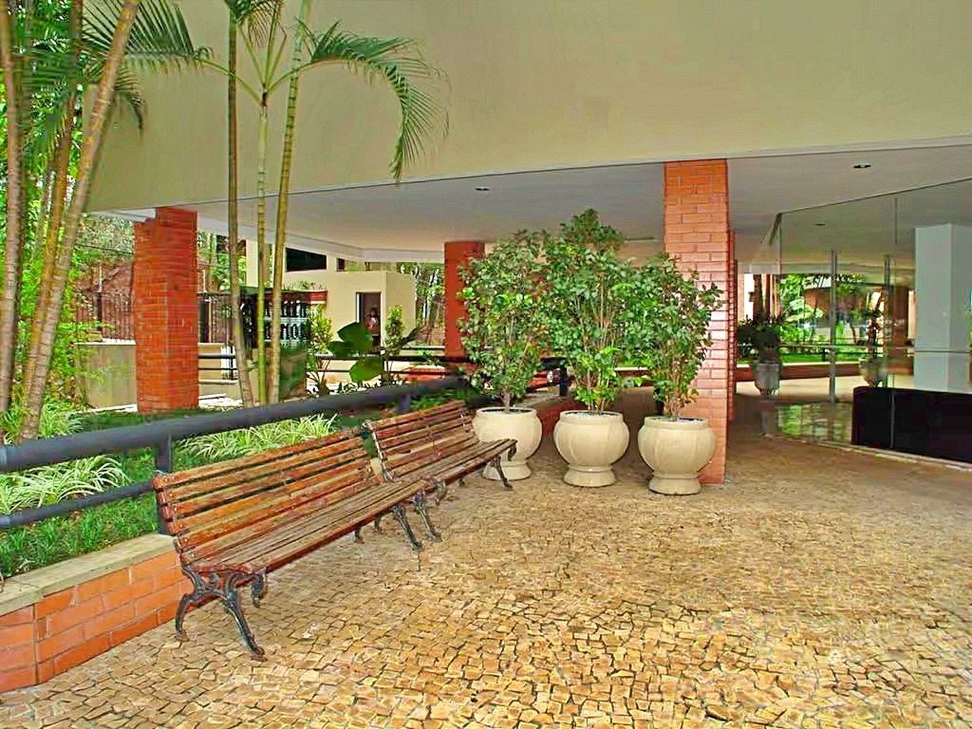Apartamento à venda com 3 quartos, sendo 1 suíte, em Jardim Parque Morumbi, São Paulo, SP