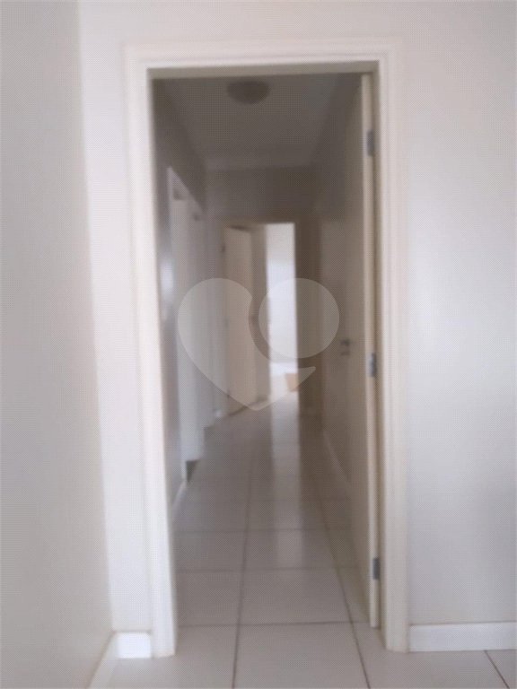 Casa à venda com 4 quartos, sendo 2 suítes, em Jardim Adalgisa, Araraquara, SP