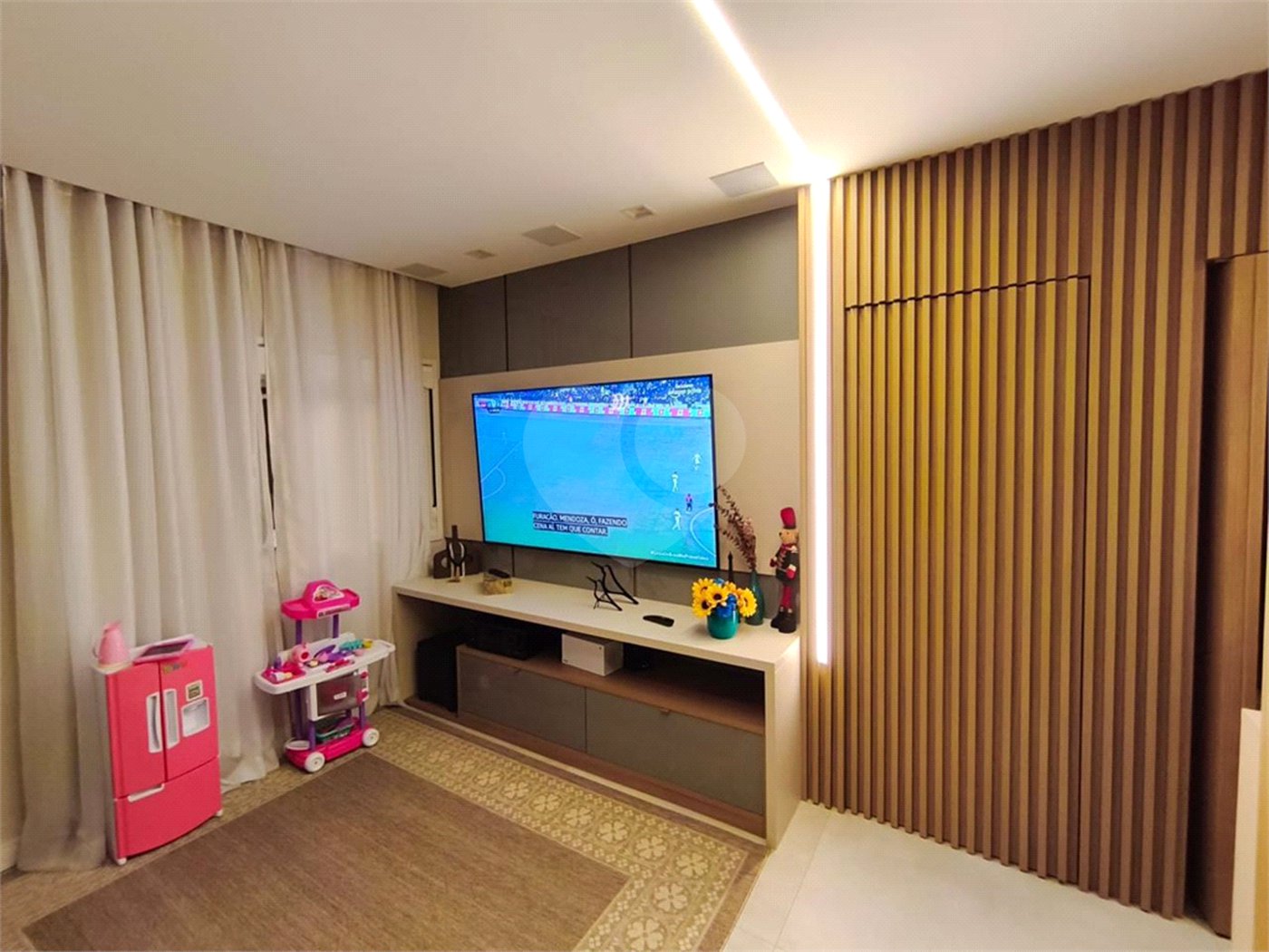 Apartamento à venda com 4 quartos, sendo 3 suítes,  em Jardim do Mar, São Bernardo do Campo, SP