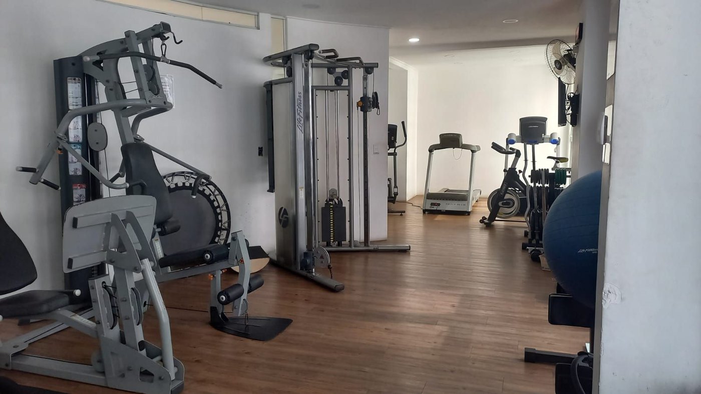 Apartamento com 2 dormitórios à venda, 96 m² por R$ 1.200.000,00 - Gonzaga - Santos/SP
