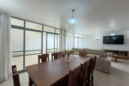 Casa de Vila à venda com 3 quartos, sendo 1 suíte, em Indianópolis, São Paulo, SP