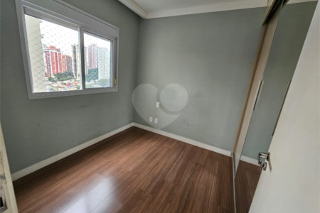 Apartamento à venda com 3 quartos, sendo 1 suíte,  em Vila Santa Catarina, São Paulo, SP