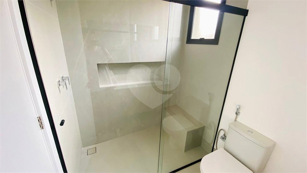 Casa à venda com 3 suítes no condomínio Vale das Aguas, Bragança Paulista - SP