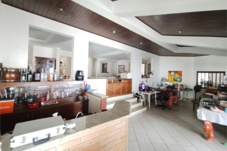Casa à venda com 6 quartos, sendo 5 suítes, no condomínio Ibiti do Paço, Sorocaba - SP
