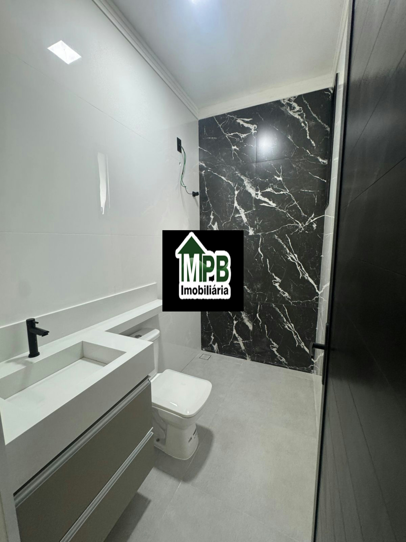 Casa à venda com 3 quartos, sendo 1 suíte, no condomínio Jardim Residencial Villagio Ipanema I, Sorocaba - SP