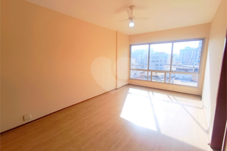 Apartamento à venda com 3 quartos, sendo 1 suíte, em Tijuca, Rio de Janeiro, RJ