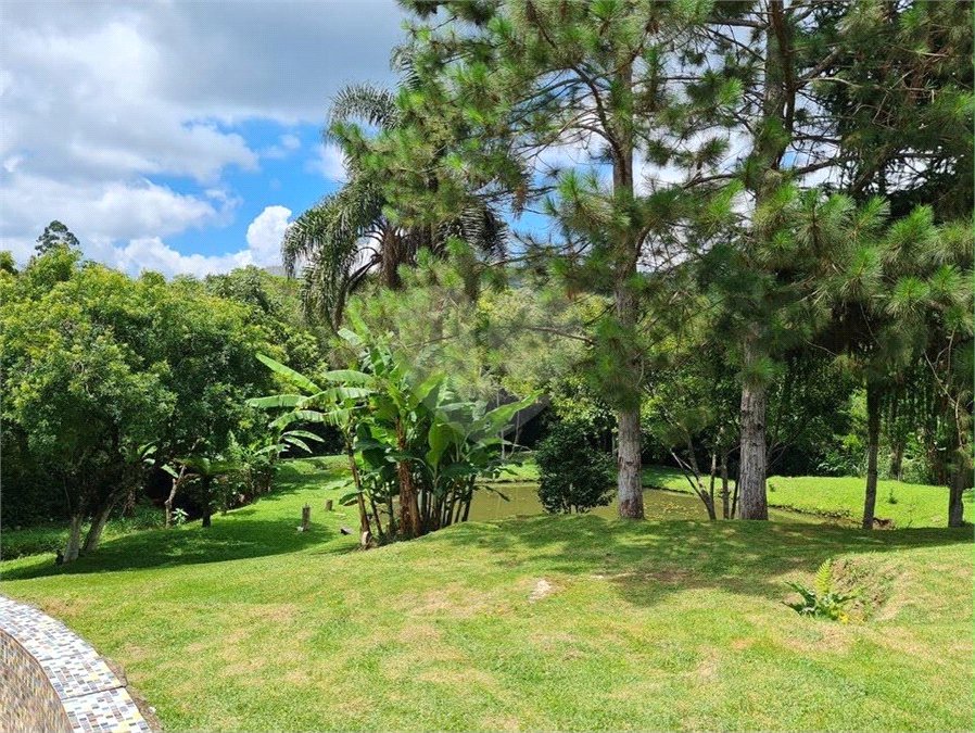 Chácara à venda com 3 quartos, sendo 1 suíte,  em Loteamento Jardim Nova Ibiúna, Ibiúna, SP