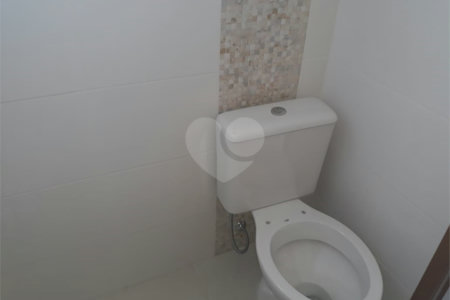 Casa à venda com 2 suítes no condomínio martinha, São Paulo - SP