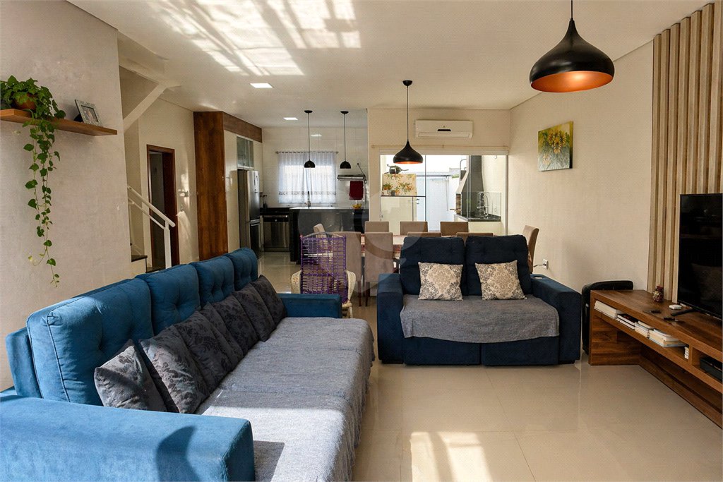 Casa à venda com 3 quartos, sendo 1 suíte, no condomínio Golden Park Residence, Sorocaba - SP