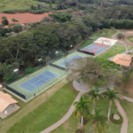Casa para alugar com 5 quartos, sendo 1 suíte, no condomínio Figueira Garden, Atibaia - SP