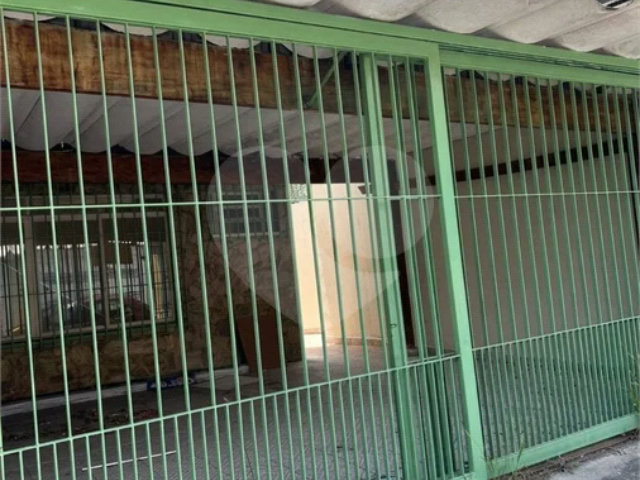 Sobrado à venda ou para alugar com 3 quartos, sendo 1 suíte,  em Tremembé, São Paulo, SP