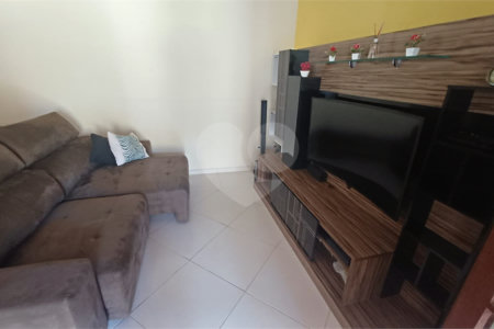 Casa à venda com 3 quartos, sendo 1 suíte, no condomínio Santa Inês, Itu - SP
