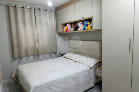 Apartamento à venda com 3 quartos, sendo 1 suíte, em Jardim Flor da Montanha, Guarulhos, SP