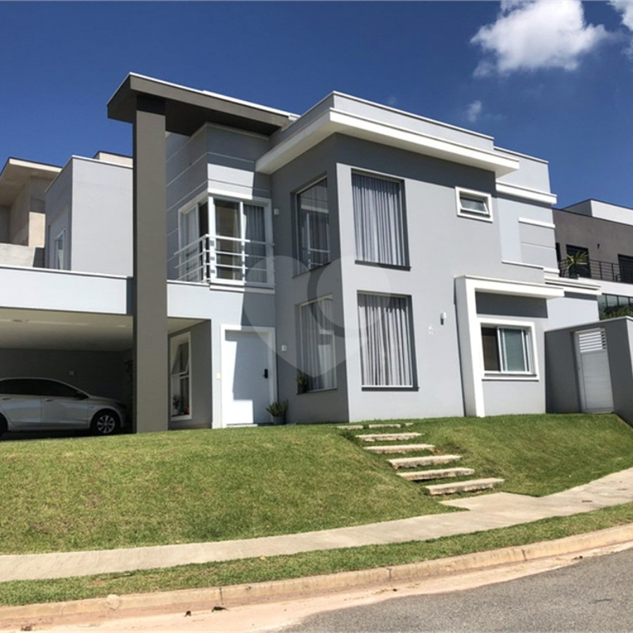 Sobrado à venda com 3 suítes em Villaggio San Marco, Jundiaí, SP