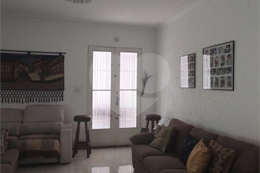 Sobrado à venda com 3 quartos, sendo 1 suíte, em Palmas do Tremembé, São Paulo, SP
