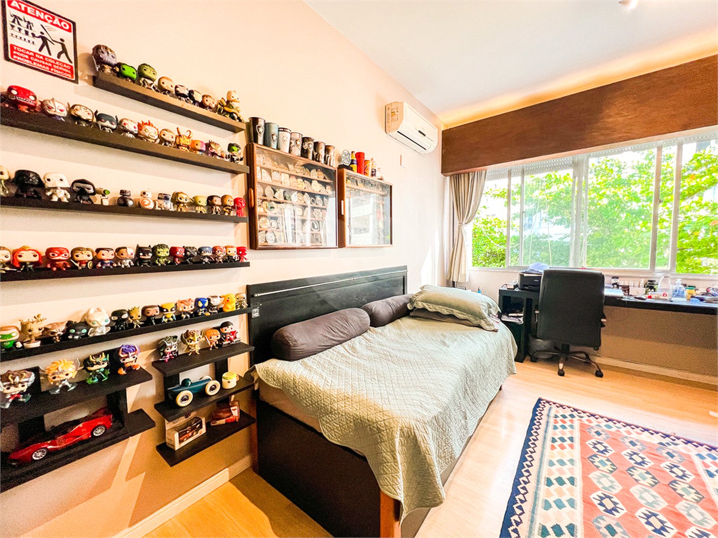 Apartamento à venda com 4 quartos, sendo 1 suíte, em Copacabana, Rio de Janeiro, RJ