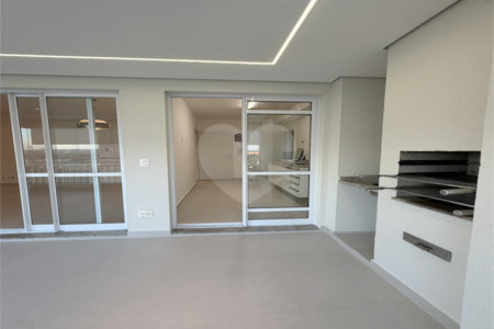 Apartamento para alugar com 2 quartos, sendo 1 suíte,  em Vila Suissa, Mogi das Cruzes, SP