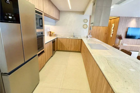 Apartamento à venda com 3 suítes em Jardim das Acácias, São Paulo, SP